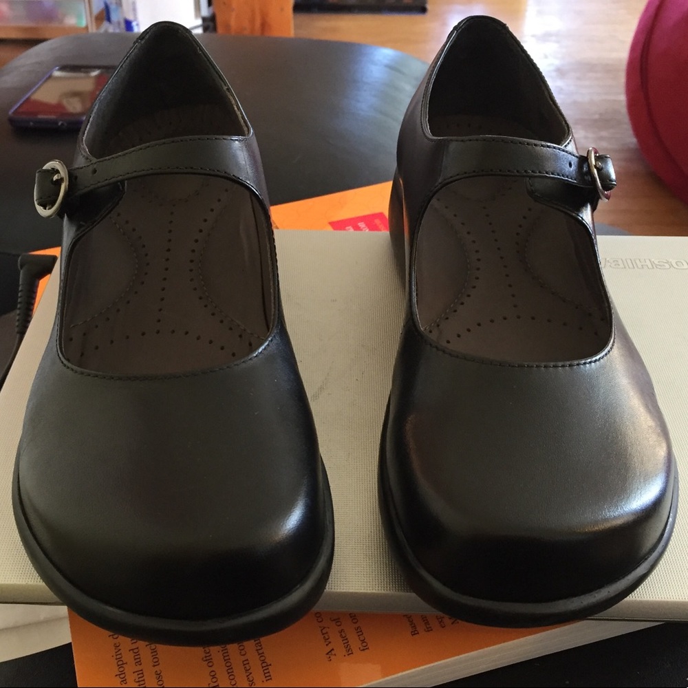 Dansko Diana black size 39 NIB